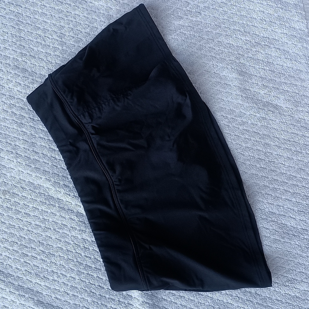 Lands End black swimskirt sz. 2